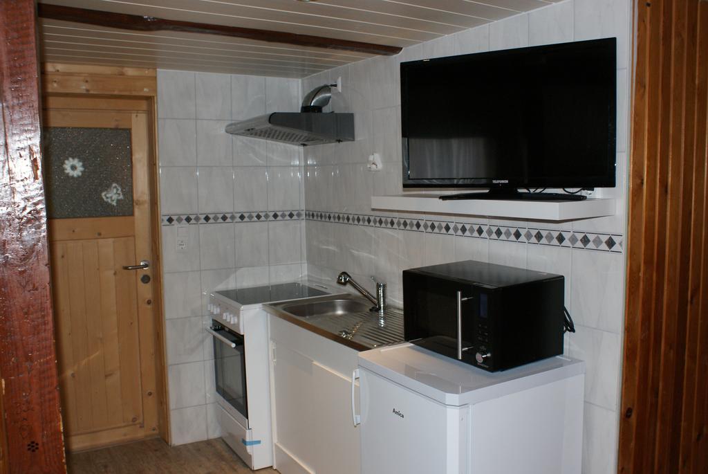Pension Im Glueck Thale Exterior photo